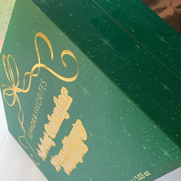 SEPHORA🎄25 FAVORITES ADVENT CALENDAR 2024 Days of Beauty Must Haves Gift Set - Picture 12 of 15